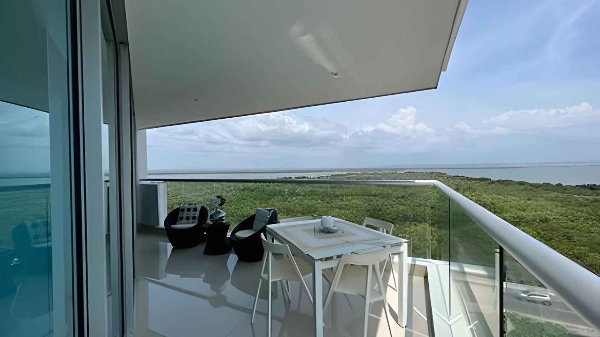 2 Morros. Vista Panorámica Y Salida Playa Apartamento